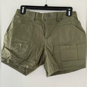 Mountain hardwear camp shorts. Worn once or twice, almost new condition.